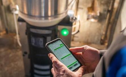 Роботизирани станции за хранене на телета CF600 и CF1100